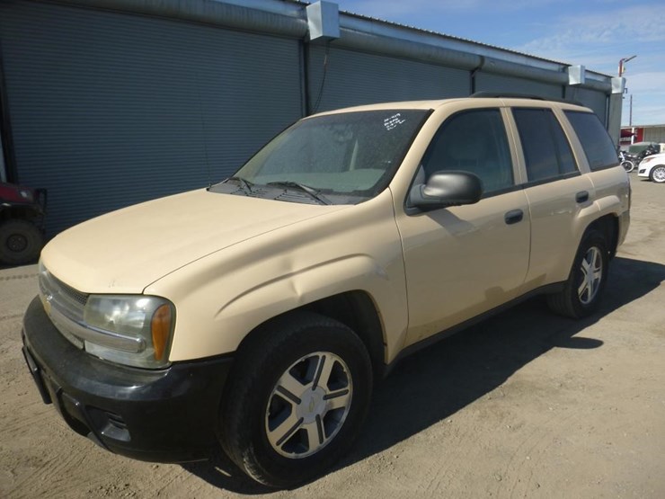2008-chevrolet-trailblazer-image-1