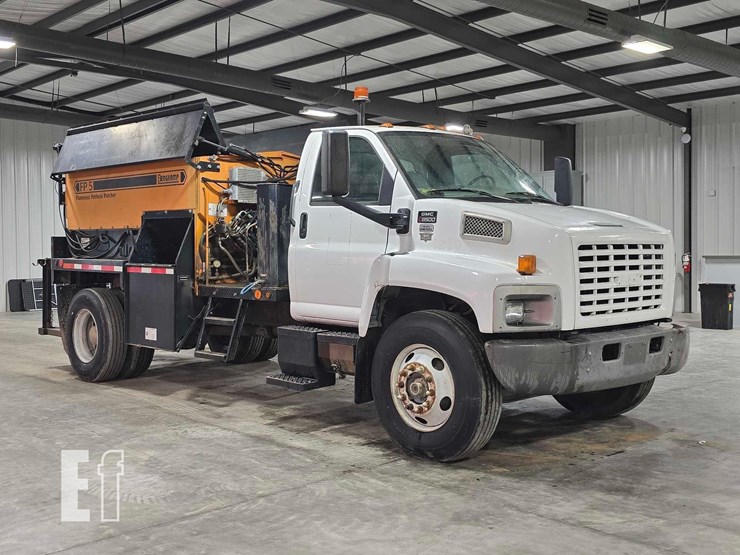 2008-gmc-topkick-c8500-image-2