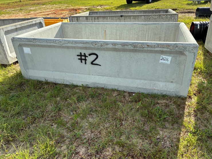 #20216-•-concrete-water-trough-image-1