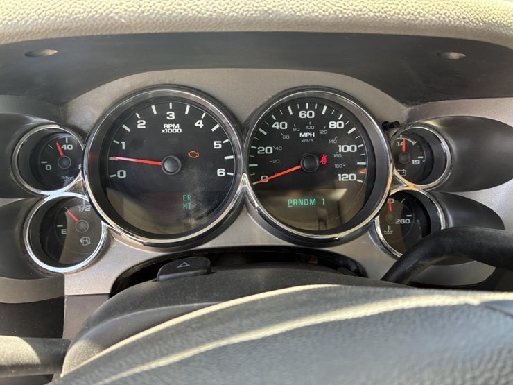 2012-gmc-sierra-2500-image-21
