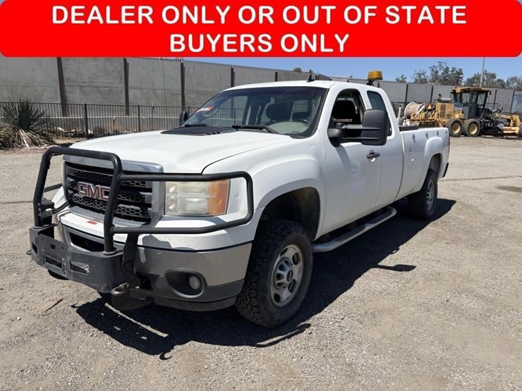 2012-gmc-sierra-2500-image-1