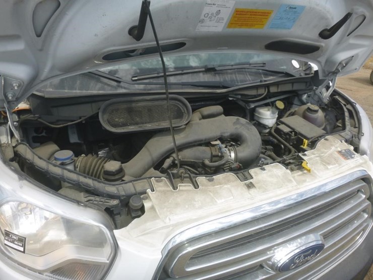 2019-ford-transit-image-10