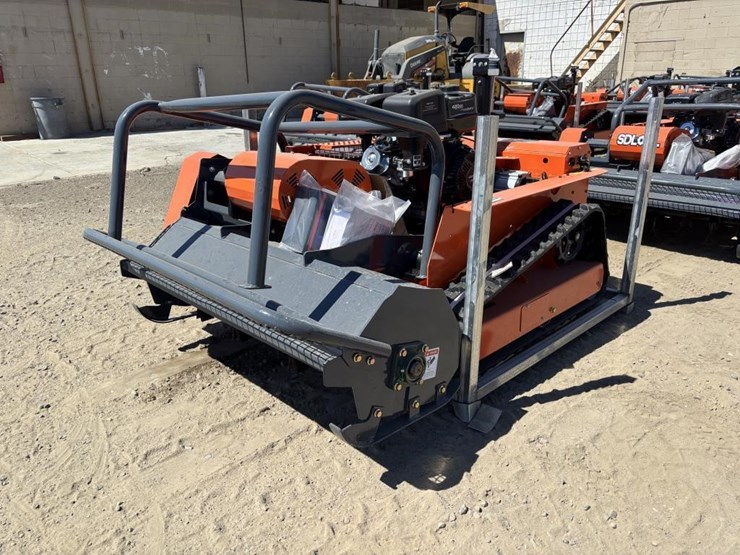 2026-sdlool-lm1000q-rc-flail-mower-image-1