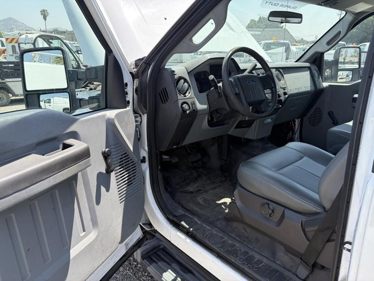 2015-ford-f250-image-10