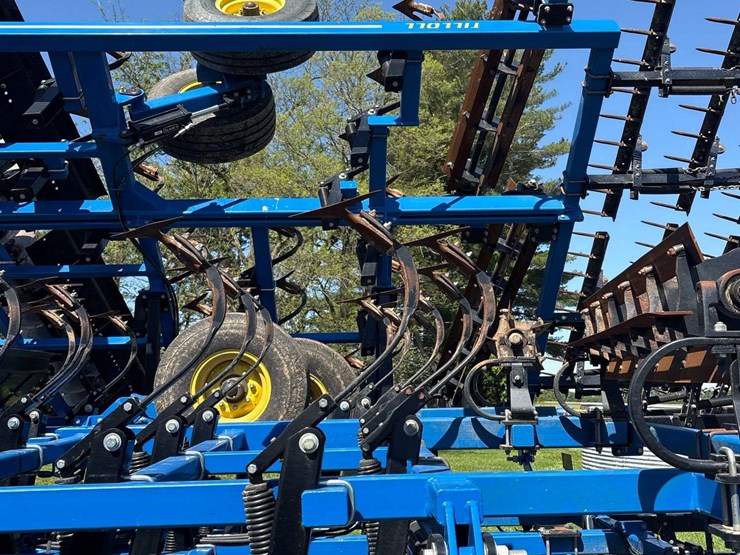 2024-landoll-877-image-17