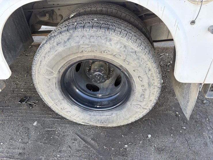 2004-ford-f350-image-5