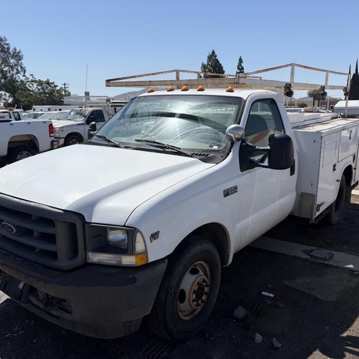 2004 FORD F350