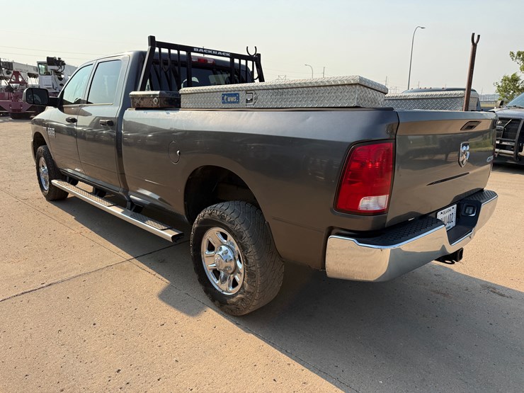 2015-ram-2500-hd-image-9