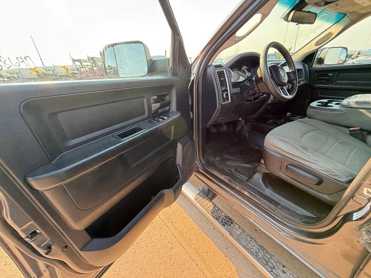 2015-ram-2500-hd-image-12
