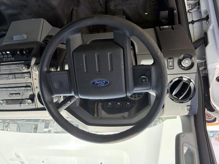 2015-ford-f250-image-11