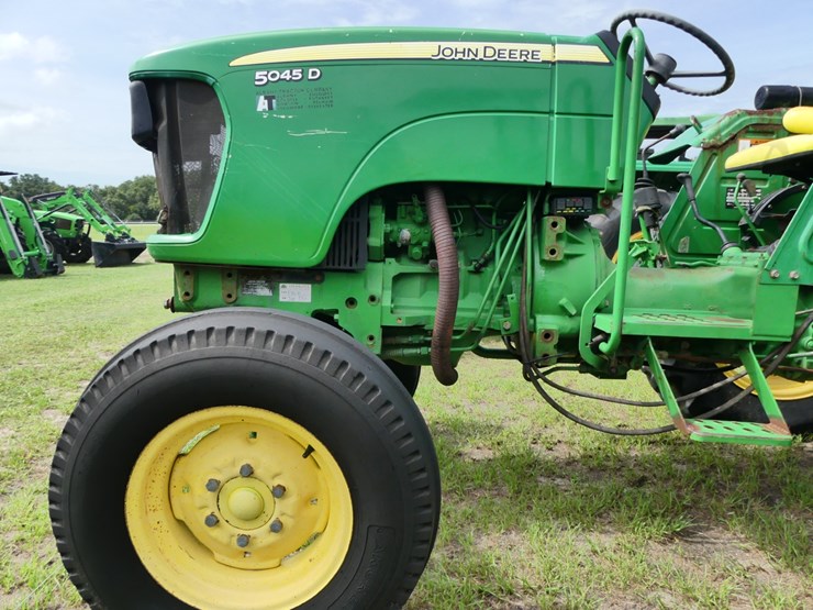 john-deere-5045d-image-9