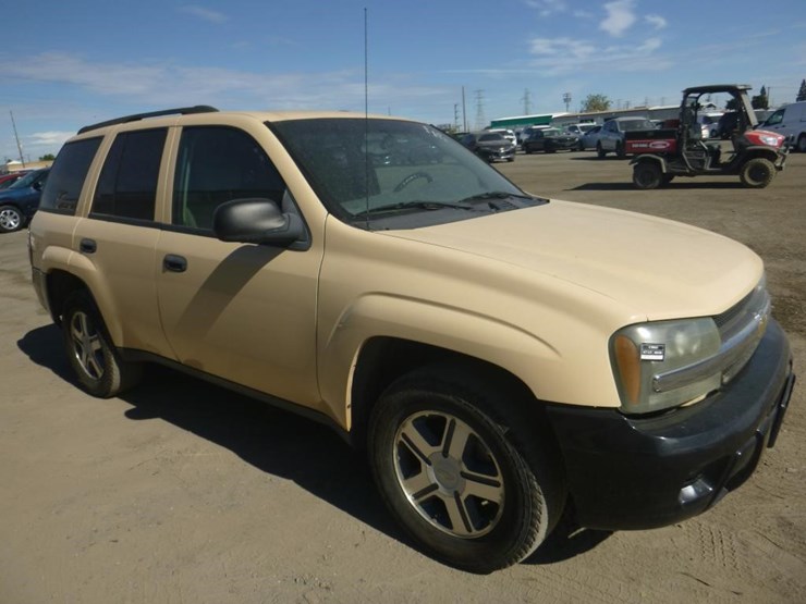 2008-chevrolet-trailblazer-image-2