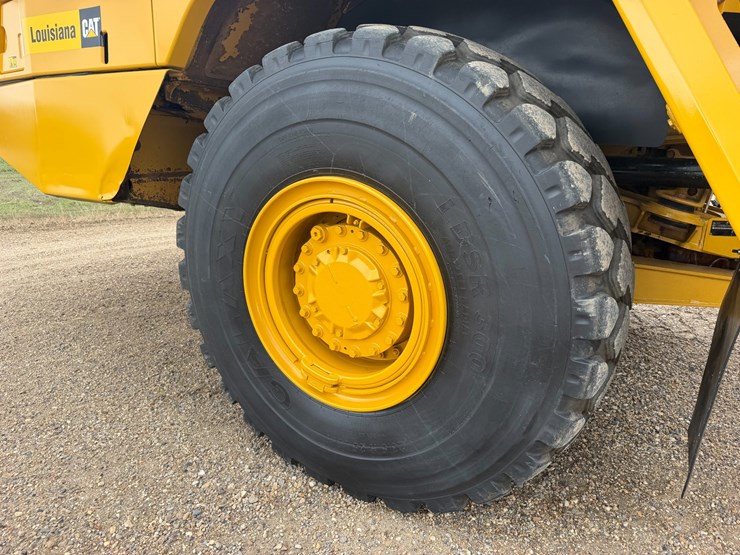 caterpillar-730c-image-8