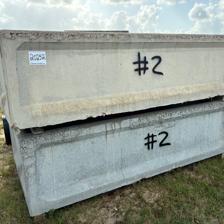 #20252 • 2 concrete water troughs