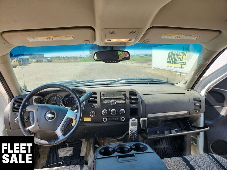 2011-chevrolet-silverado-2500hd-image-19