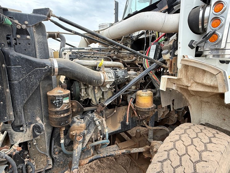 2014-western-star-4900-image-26