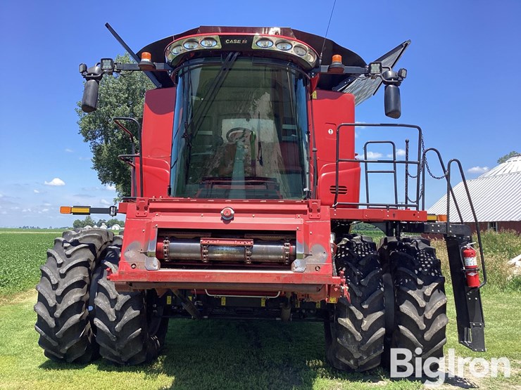 2019-case-ih-8250-image-2
