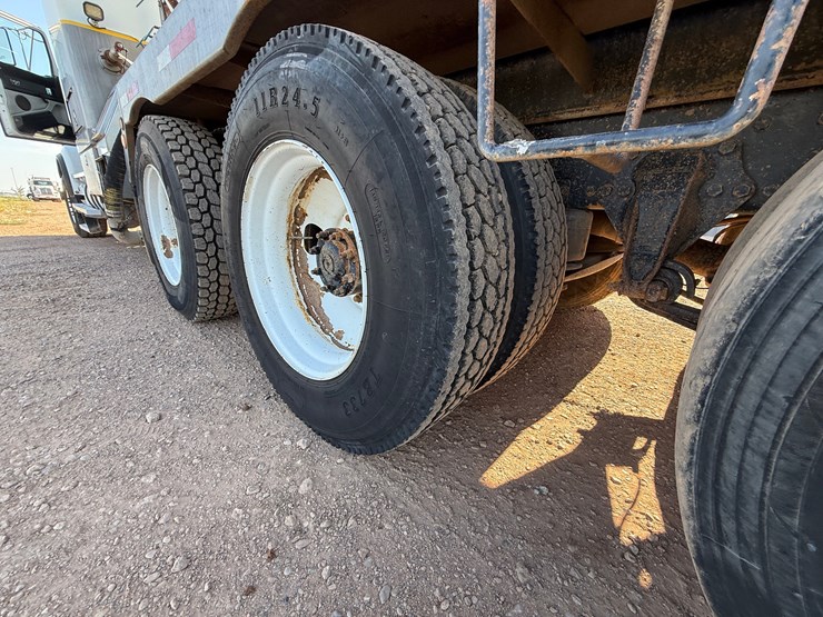 2015-western-star-4900-image-21
