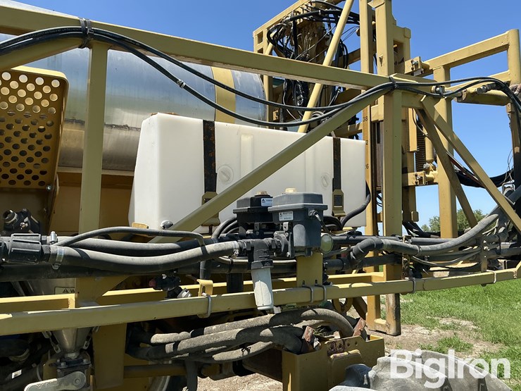 ag-chem-rogator-554-image-16