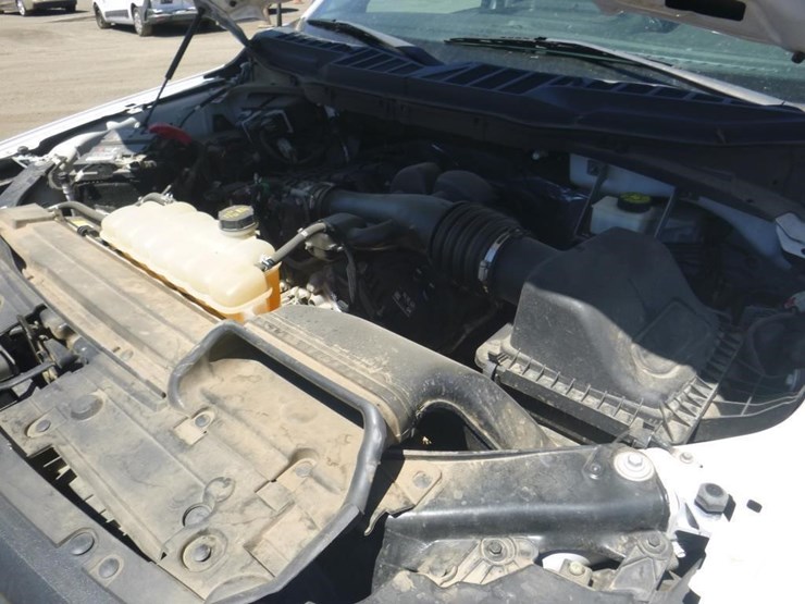 2022-ford-f150-image-10