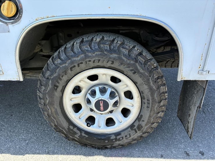 2012-gmc-sierra-3500-image-5