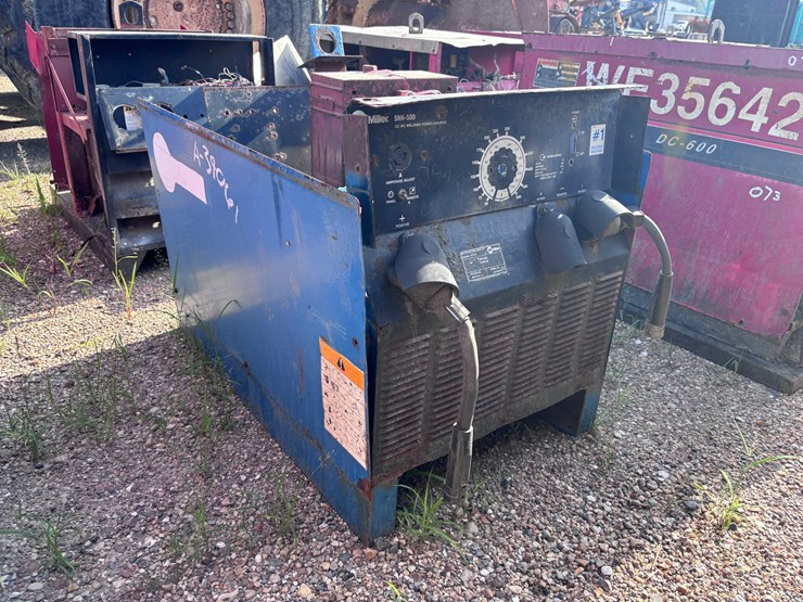 #39061-•-miller-welding-machine-|-for-parts/repairs-image-1