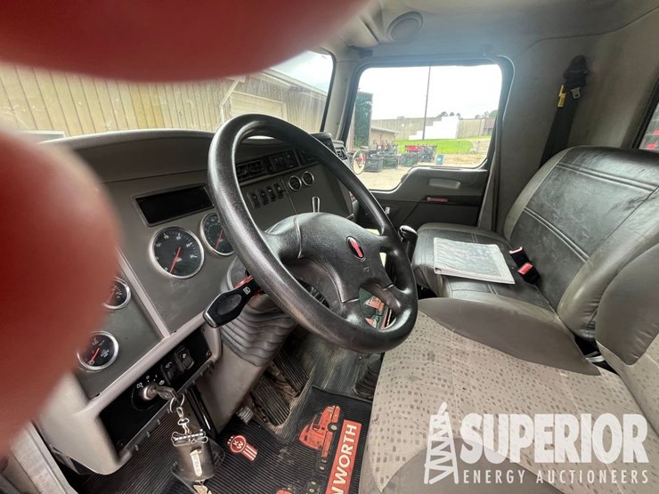 2015-kenworth-t370-image-5