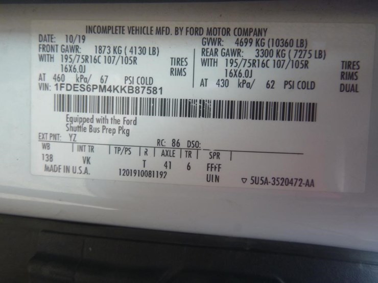 2019-ford-transit-image-17