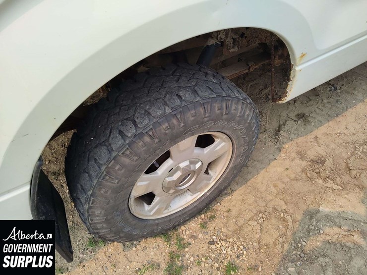 2010-ford-f150-image-8