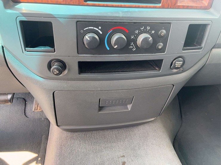 2006-dodge-ram-1500-image-34