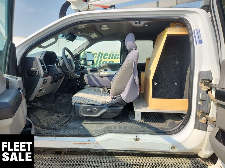 2019-ford-f550-image-15