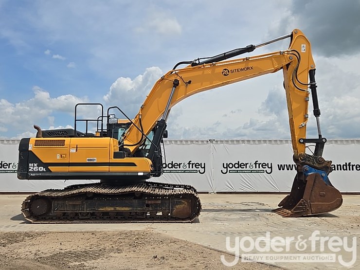 hyundai-hx260l-image-6