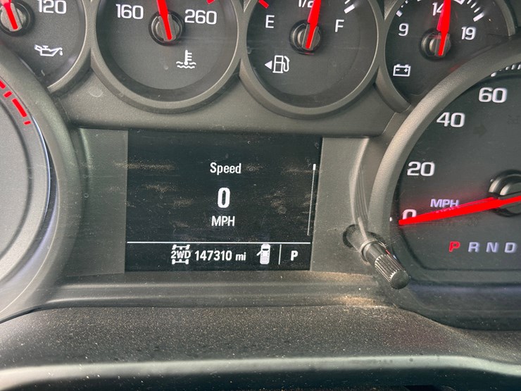 2020-chevrolet-silverado-2500hd-image-21