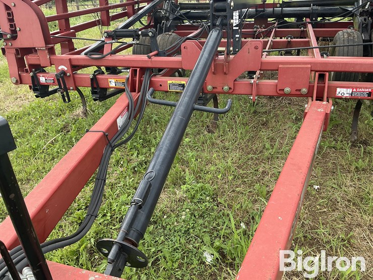 case-ih-200-image-12