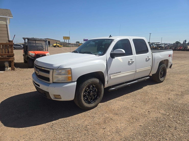 2009-chevrolet-silverado-1500-ltz-image-1