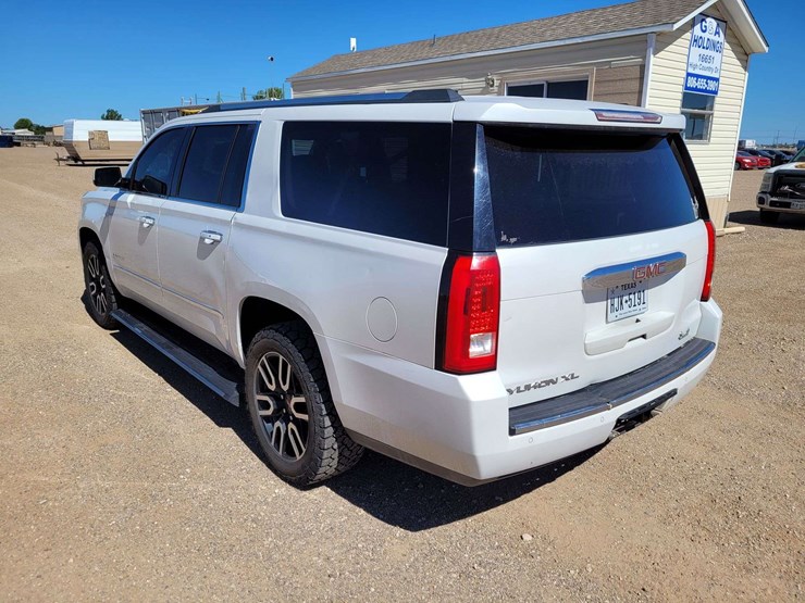2016-gmc-yukon-xl-image-8