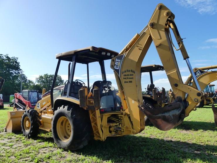 caterpillar-416d-image-4