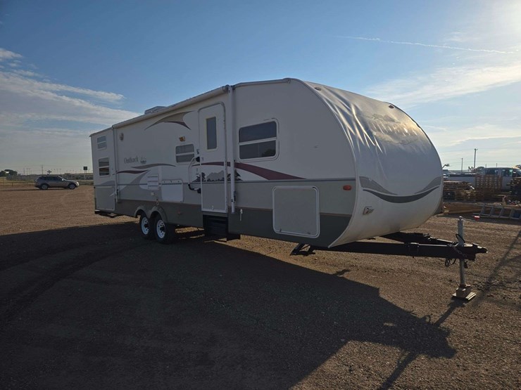 2006-keystone-outback-travel-trailer-image-3