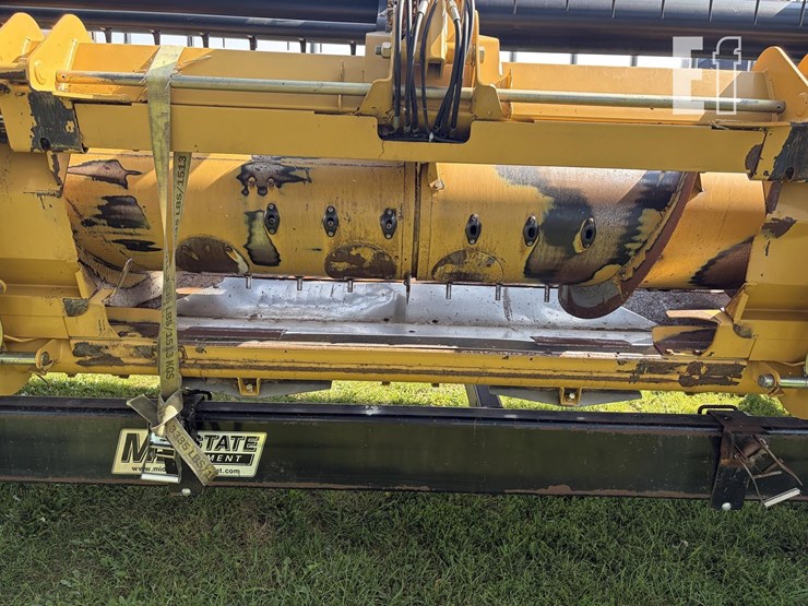 2013-claas-maxflex-1050-image-11