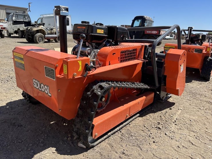 2026-sdlool-lm1000q-rc-flail-mower-image-3