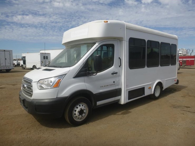 2019-ford-transit-image-1