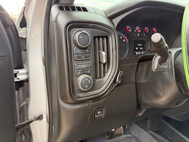 2021-chevrolet-silverado-2500hd-image-20