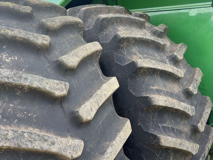 2023-john-deere-s780-image-64