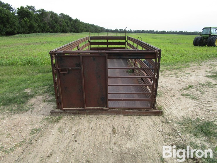 s/a-hydraulic-lift-pig-transport-trailer-image-6