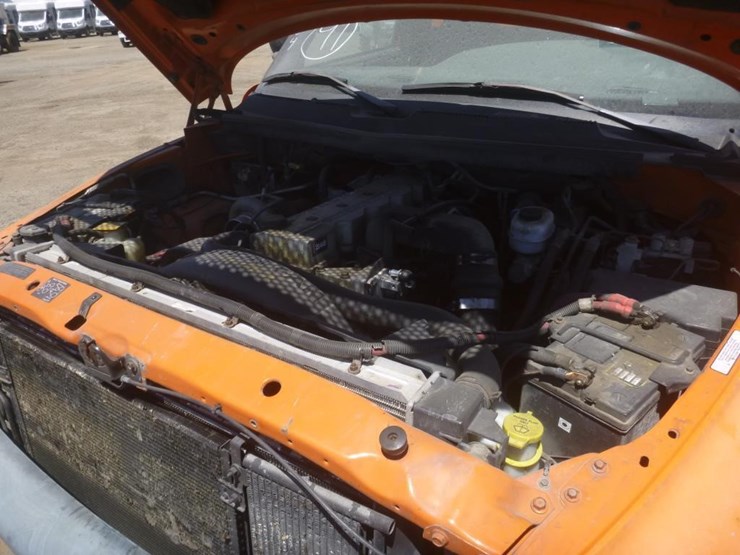 1999-dodge-2500-image-13