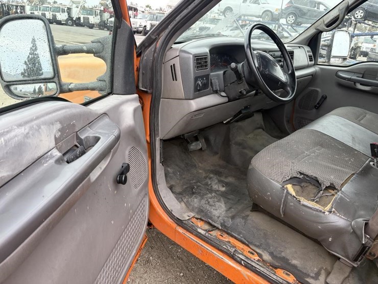 2000-ford-f350-image-13