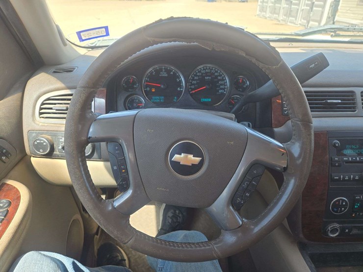 2009-chevrolet-silverado-1500-ltz-image-14