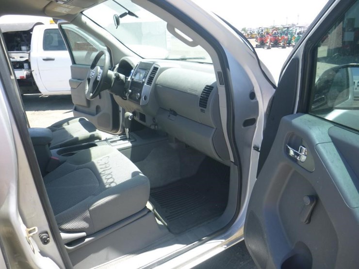 2018-nissan-frontier-image-6