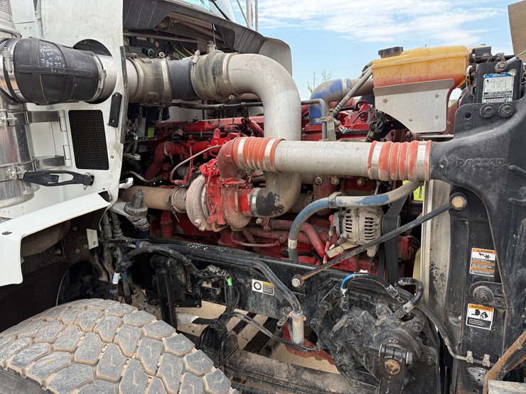 2012-kenworth-t800-image-37