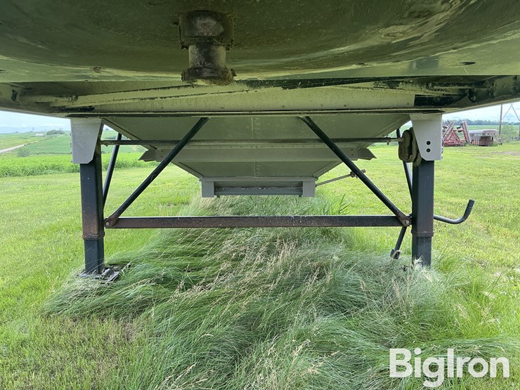 2015-stoughton-grain-trailer-image-10